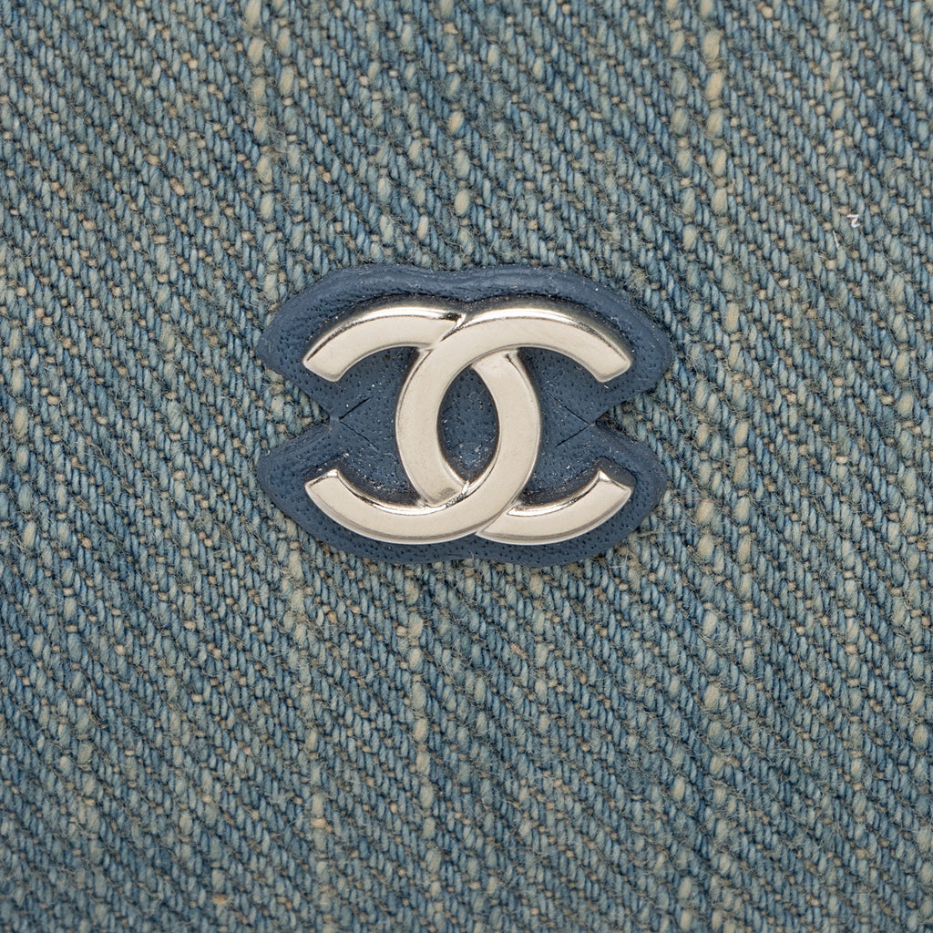 Chanel Denim Small Pochette (SHF-JTHJj8)
