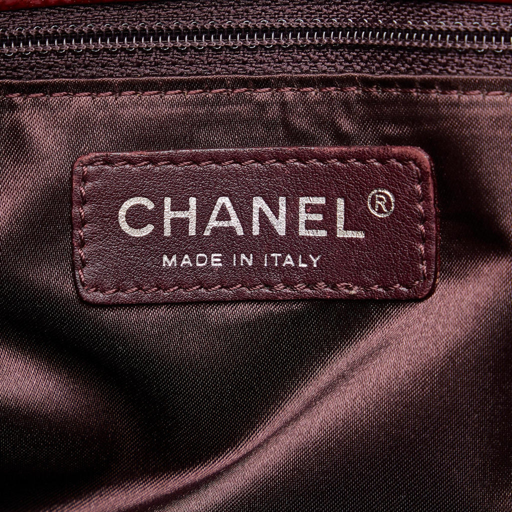 Chanel Diamond Shine Reissue Tote (SHG-3qW0DZ)