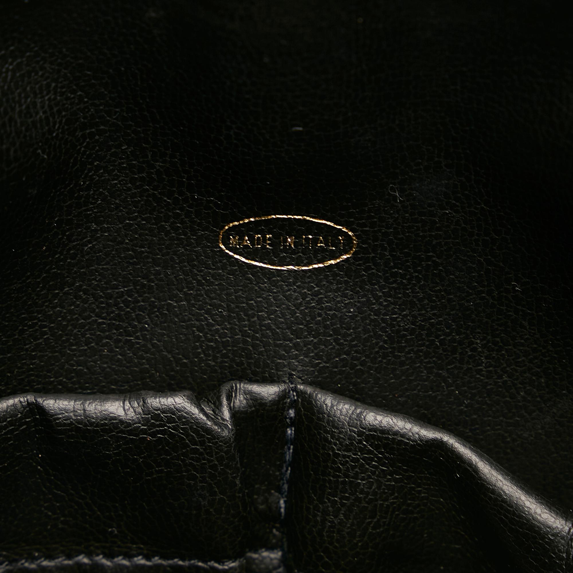 Chanel Diamond Stitch Pouch (SHG-7uj1q0)