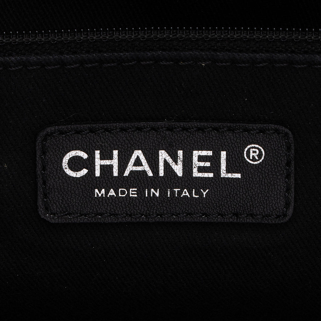 Chanel Distressed Lambskin Coco Rider Large Bowler Bag (SHF-B7H8qF)