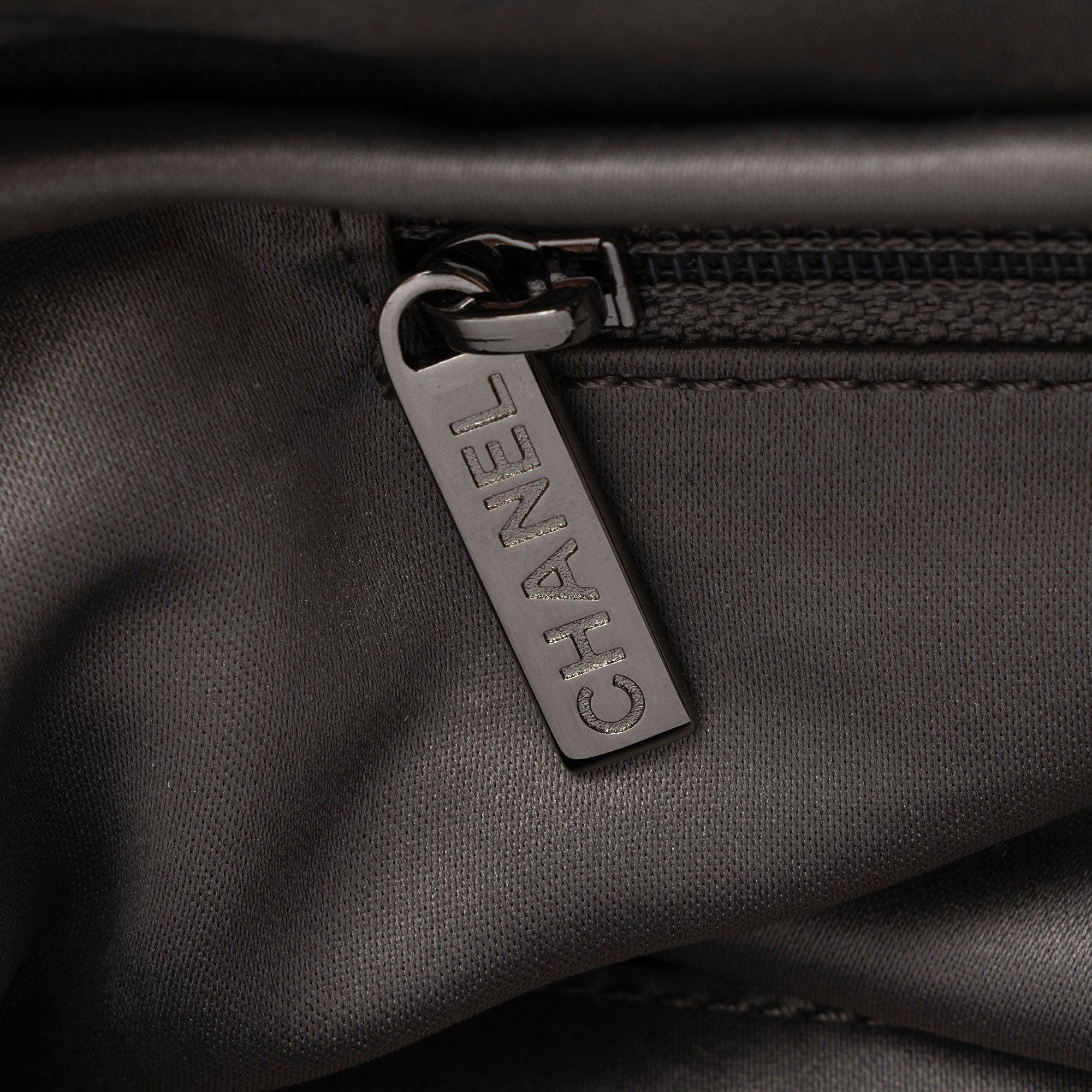 Chanel Distressed Lambskin Lady Braid Bowler Satchel (SHF-4rWbPz)