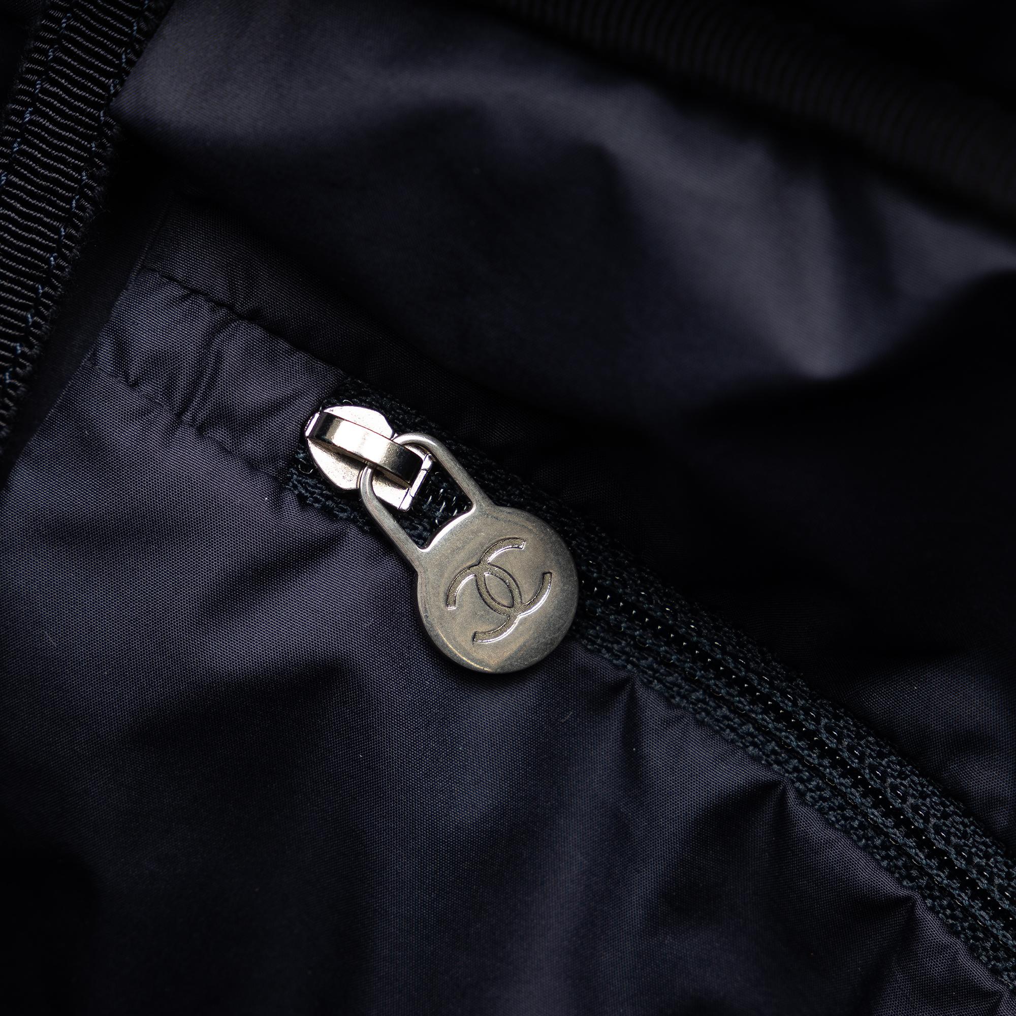 Chanel Doudoune Crossbody Bag (SHG-xAJIJX)