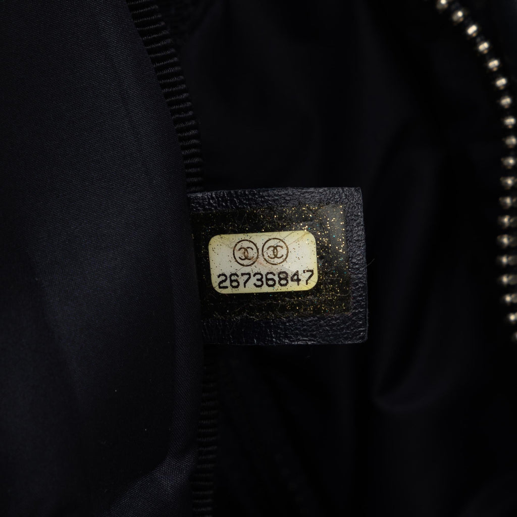 Chanel Doudoune Crossbody Bag (SHG-Ct6jHb)