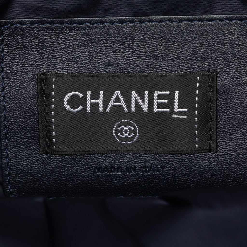 Chanel Doudoune Crossbody Bag (SHG-Ct6jHb)