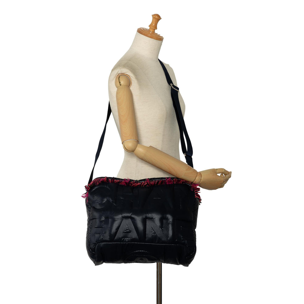 Chanel Doudoune Crossbody Bag (SHG-Ct6jHb)
