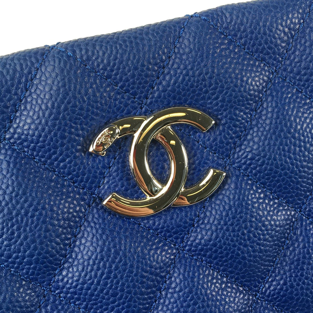 Chanel Easy Caviar Leather Tote Bag (SHG-NcKubb)