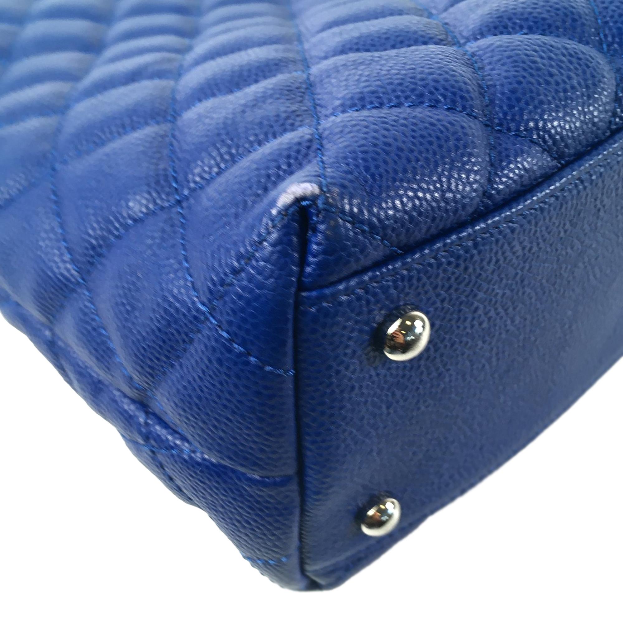 Chanel Easy Caviar Leather Tote Bag (SHG-NcKubb)