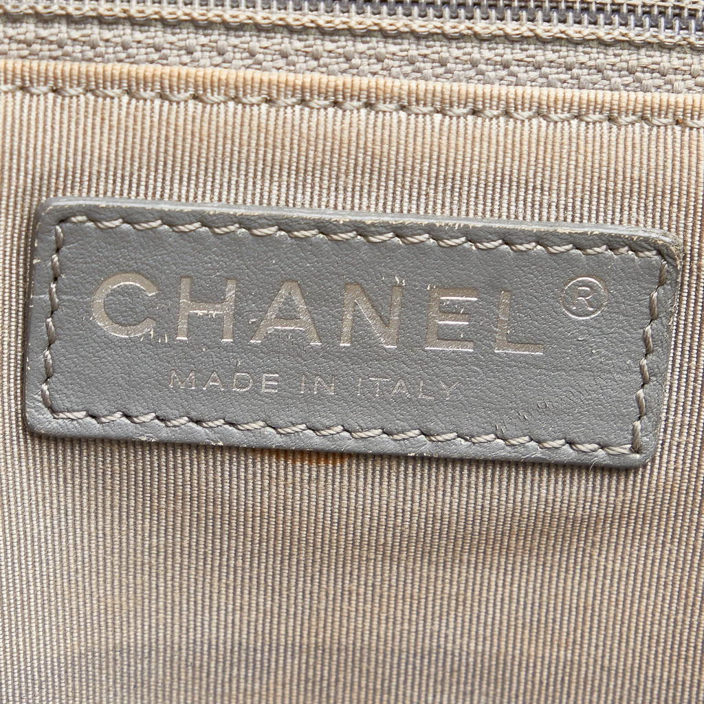 Chanel Executive Cerf Caviar Leather Tote Bag (SHG-25161)