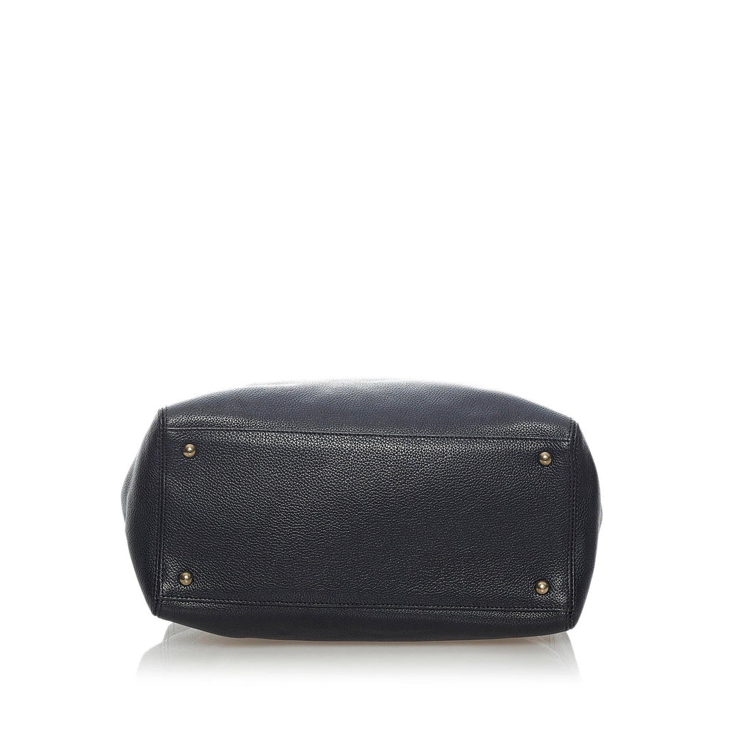 Chanel Executive Cerf Leather Handbag (SHG-33477)