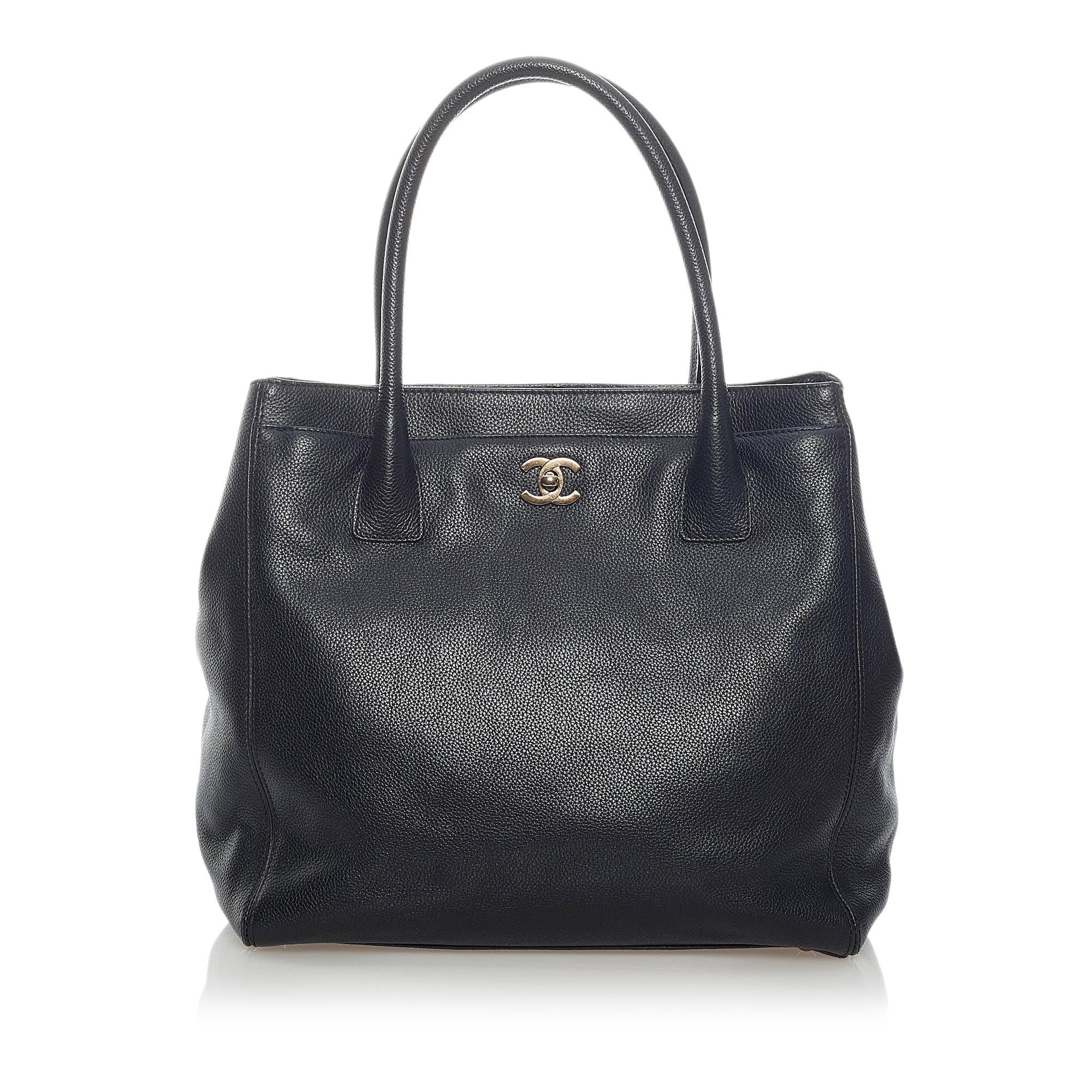 Chanel Executive Cerf Leather Handbag (SHG-33477)