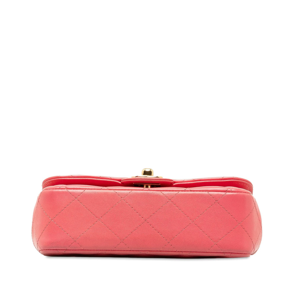 Chanel Extra Mini Lambskin V for Victory Flap (SHG-la8uiD)