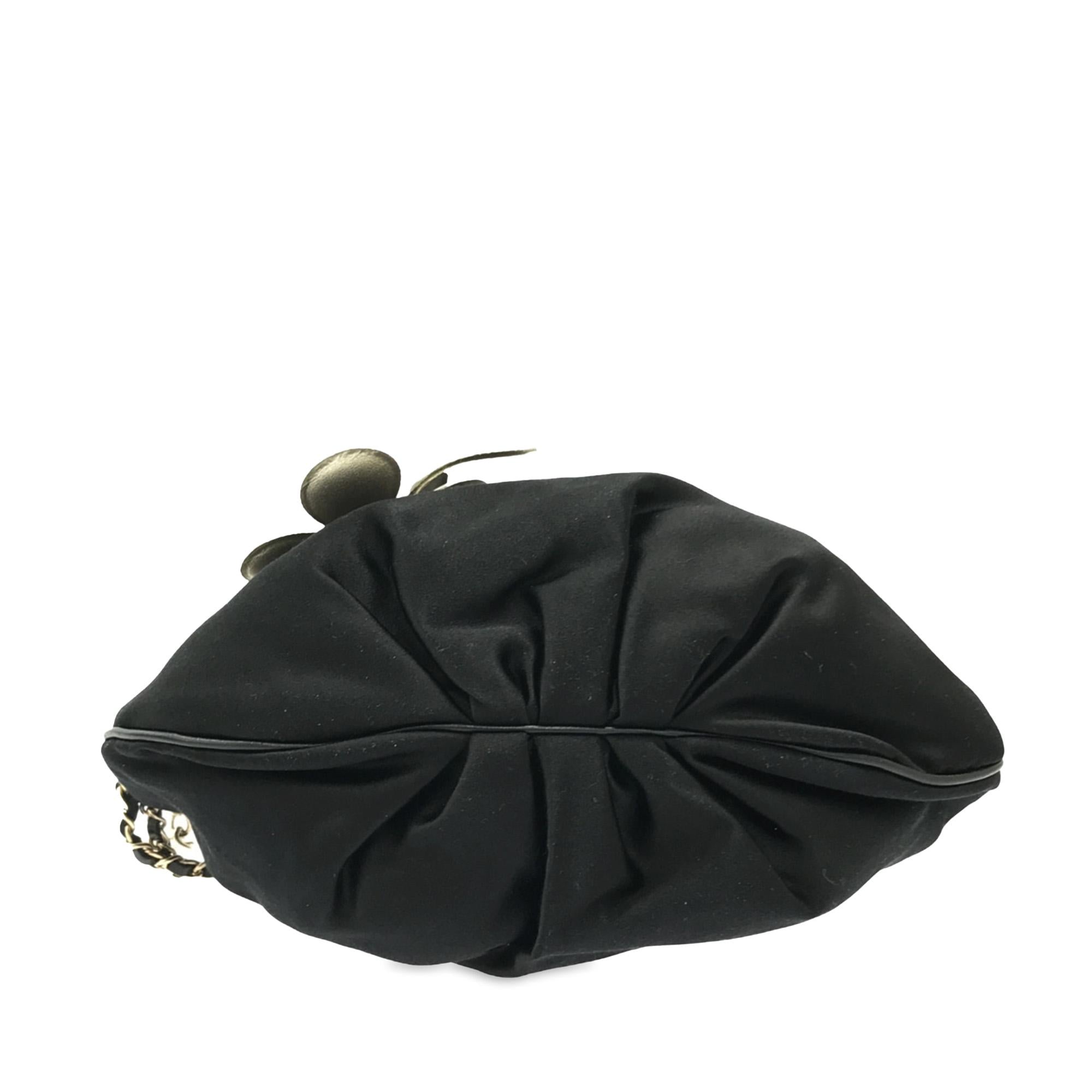 Chanel Four Leaf Clover Satin Clutch (SHG-3eDRCJ)
