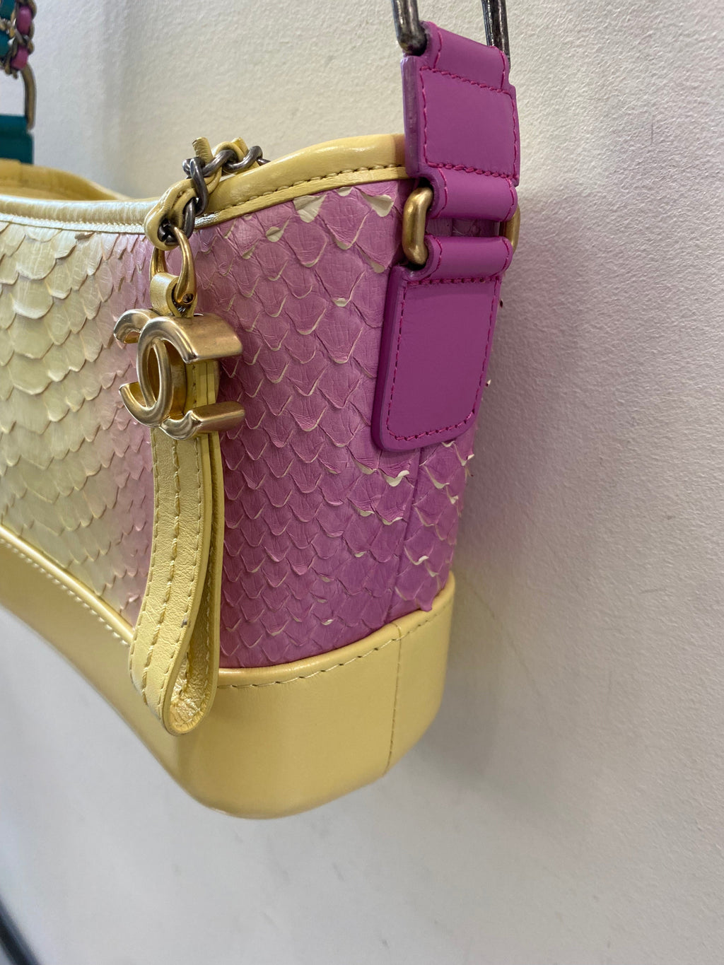 CHANEL CC PYTHON GABRIELLE HOBO BAG IN YELLOW MULTICOLOR