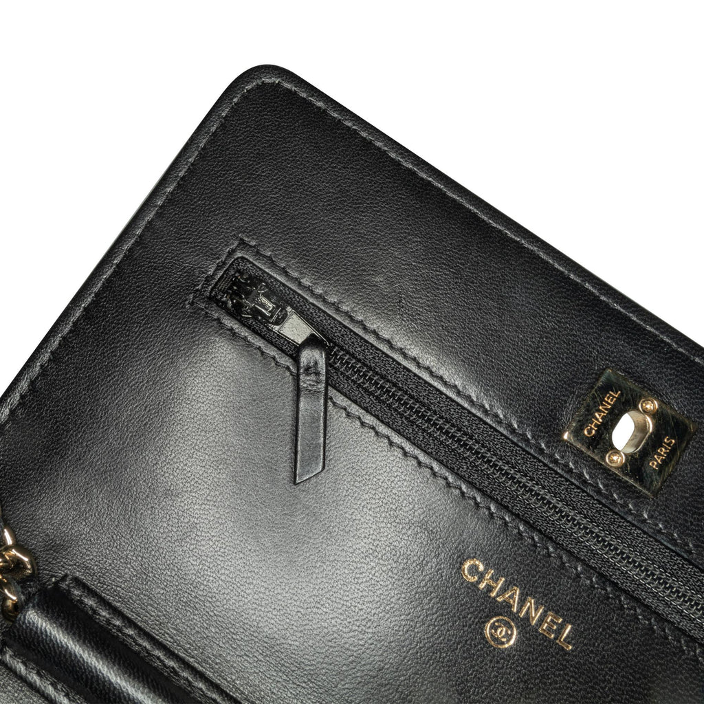 Chanel Glazed Calfskin Pearl Charms Wallet On Chain (SHG-slyTlx)