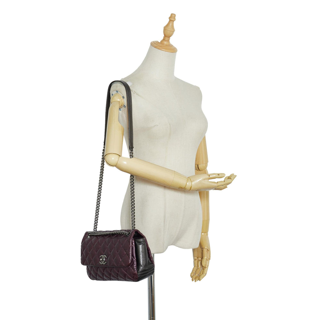 Chanel Glazed Matelasse Portobello Flap Bag (SHG-mJ667g)