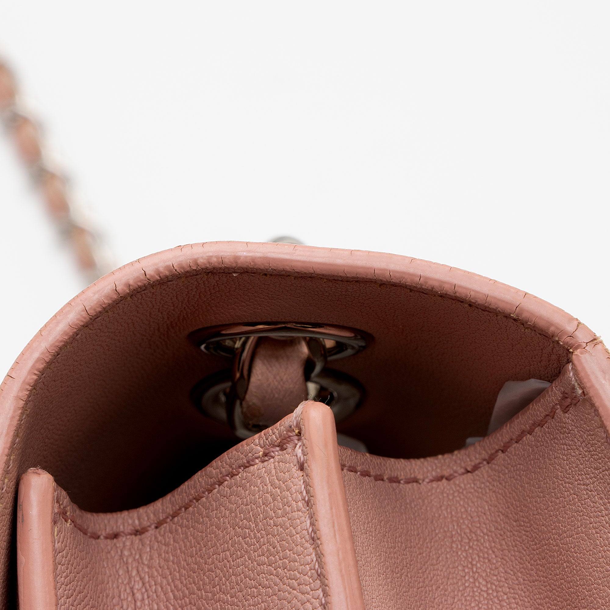 Chanel Goatskin CC Box Flap Bag (SHF-3UcdU5)