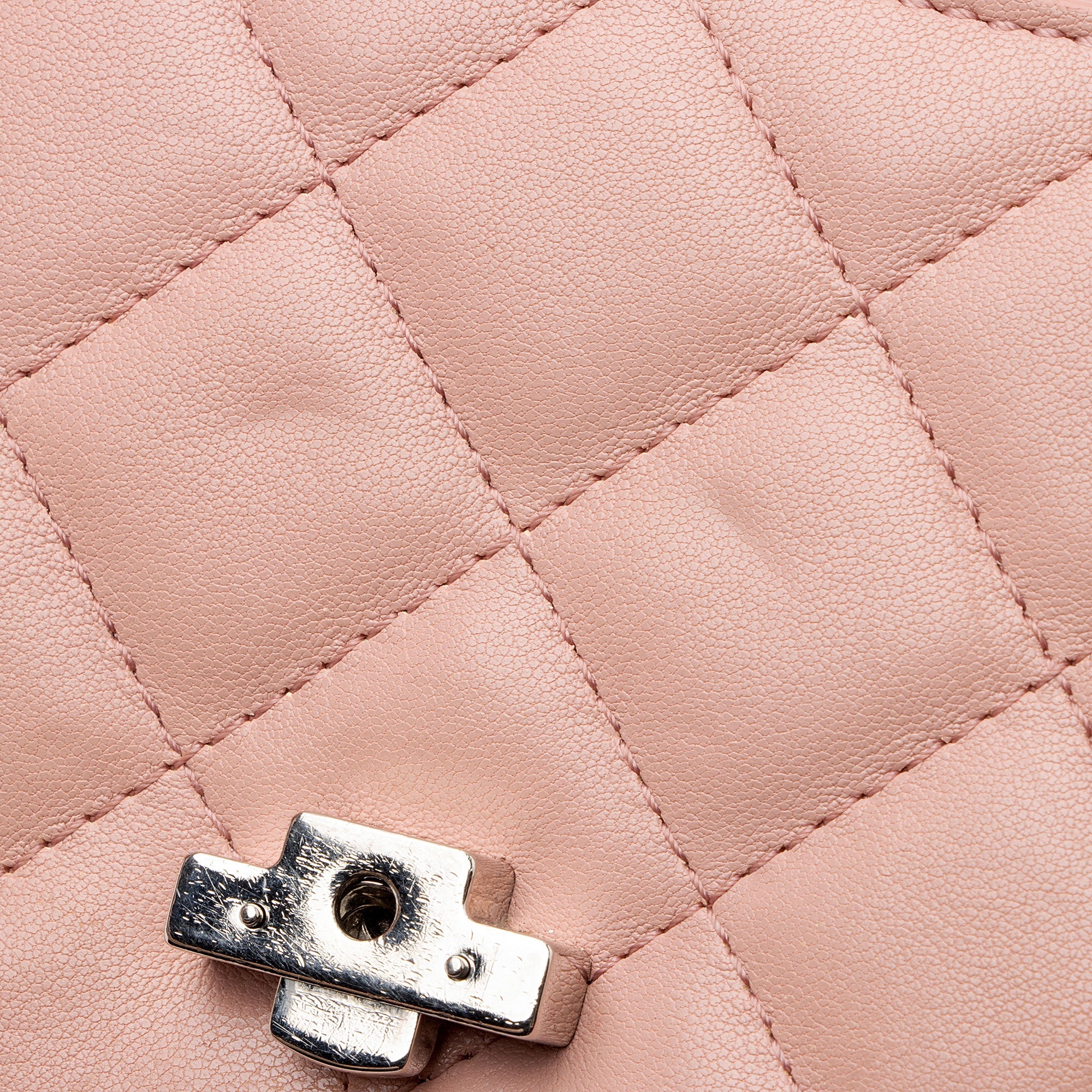 Chanel Goatskin CC Box Flap Bag (SHF-3UcdU5)