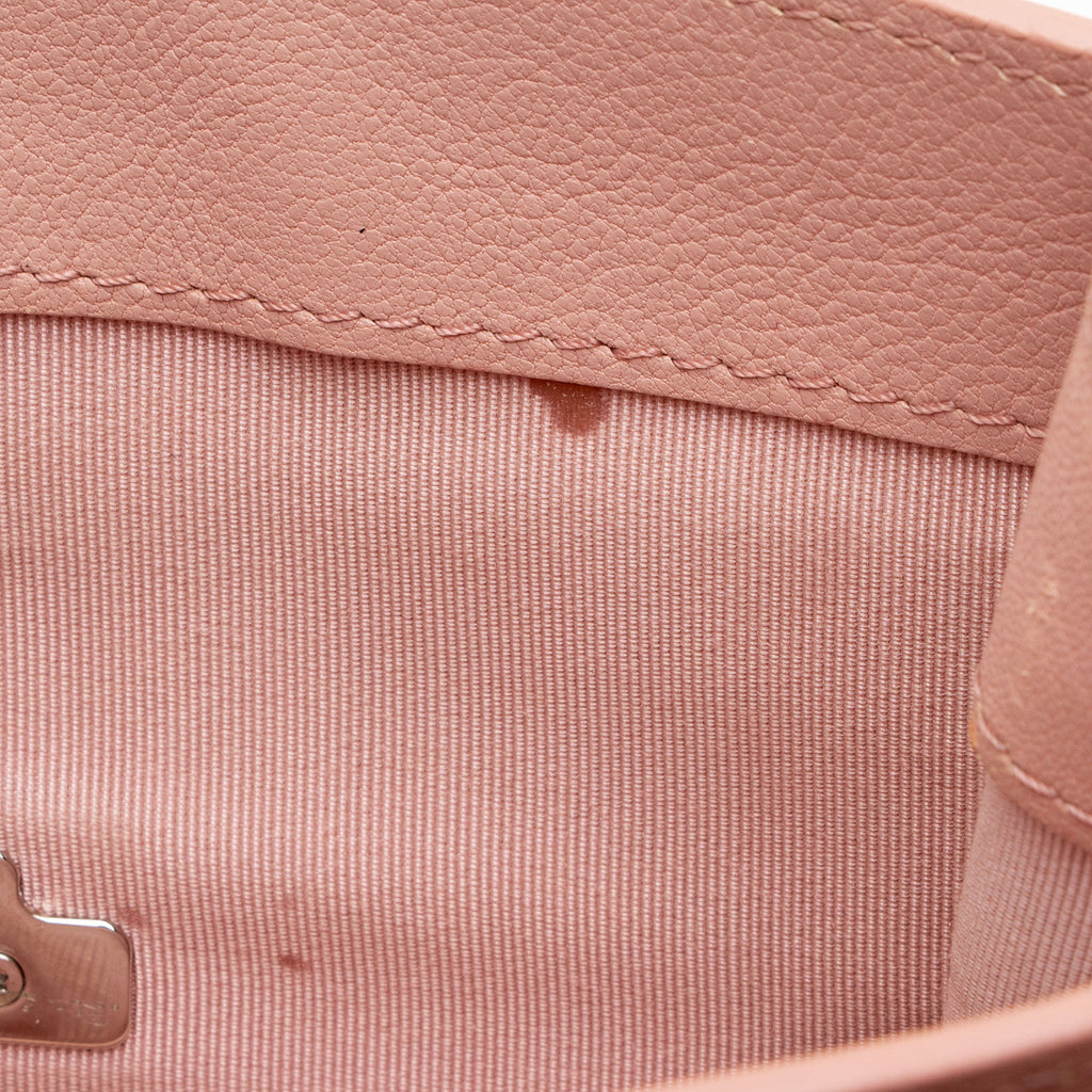 Chanel Goatskin CC Box Flap Bag (SHF-3UcdU5)