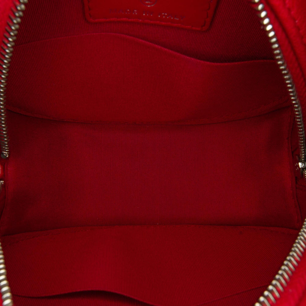 Chanel Goatskin Camellia Round Crossbody (SHG-CAN8CG)