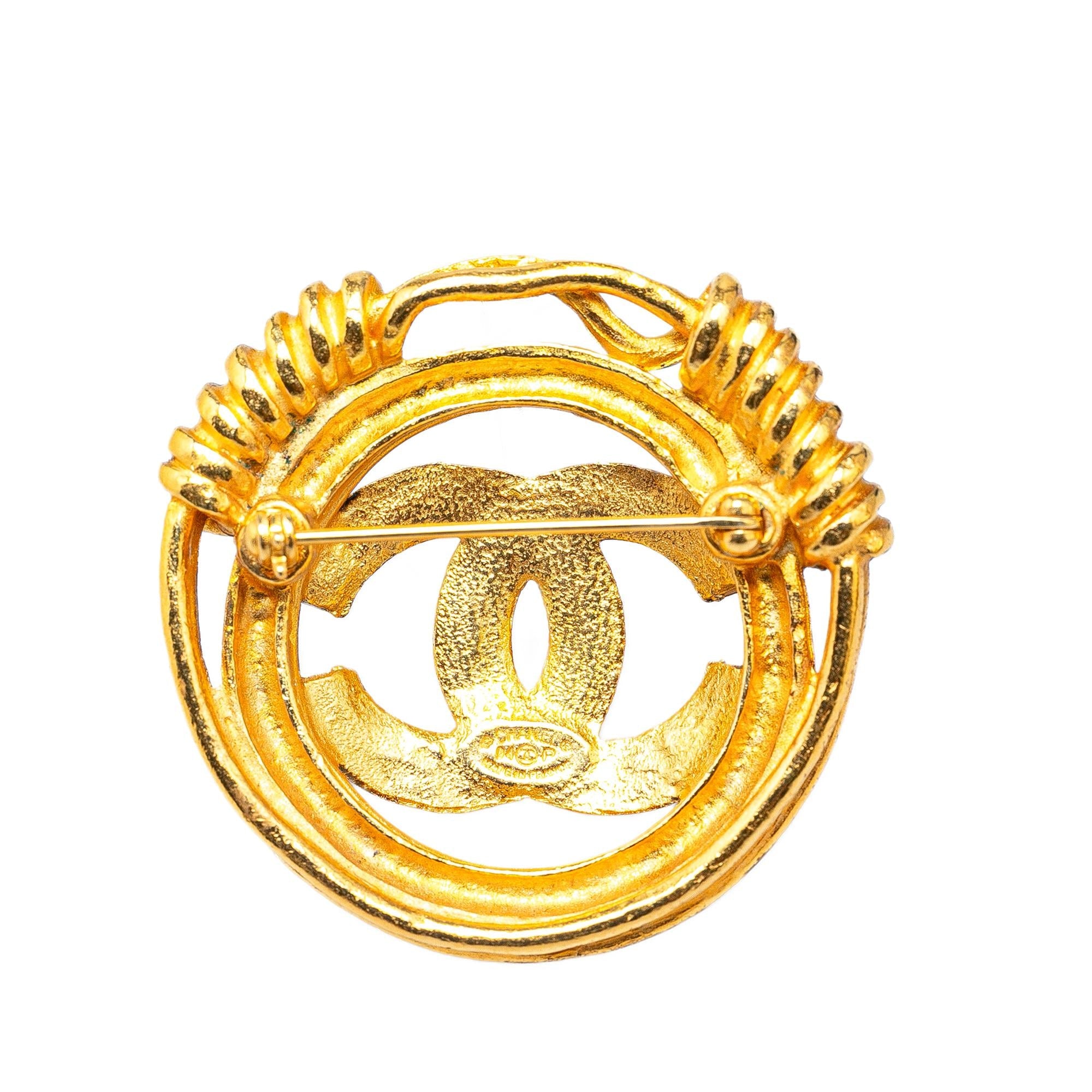 Chanel Gold Plated CC Brooch (SHG-ck9CYj)