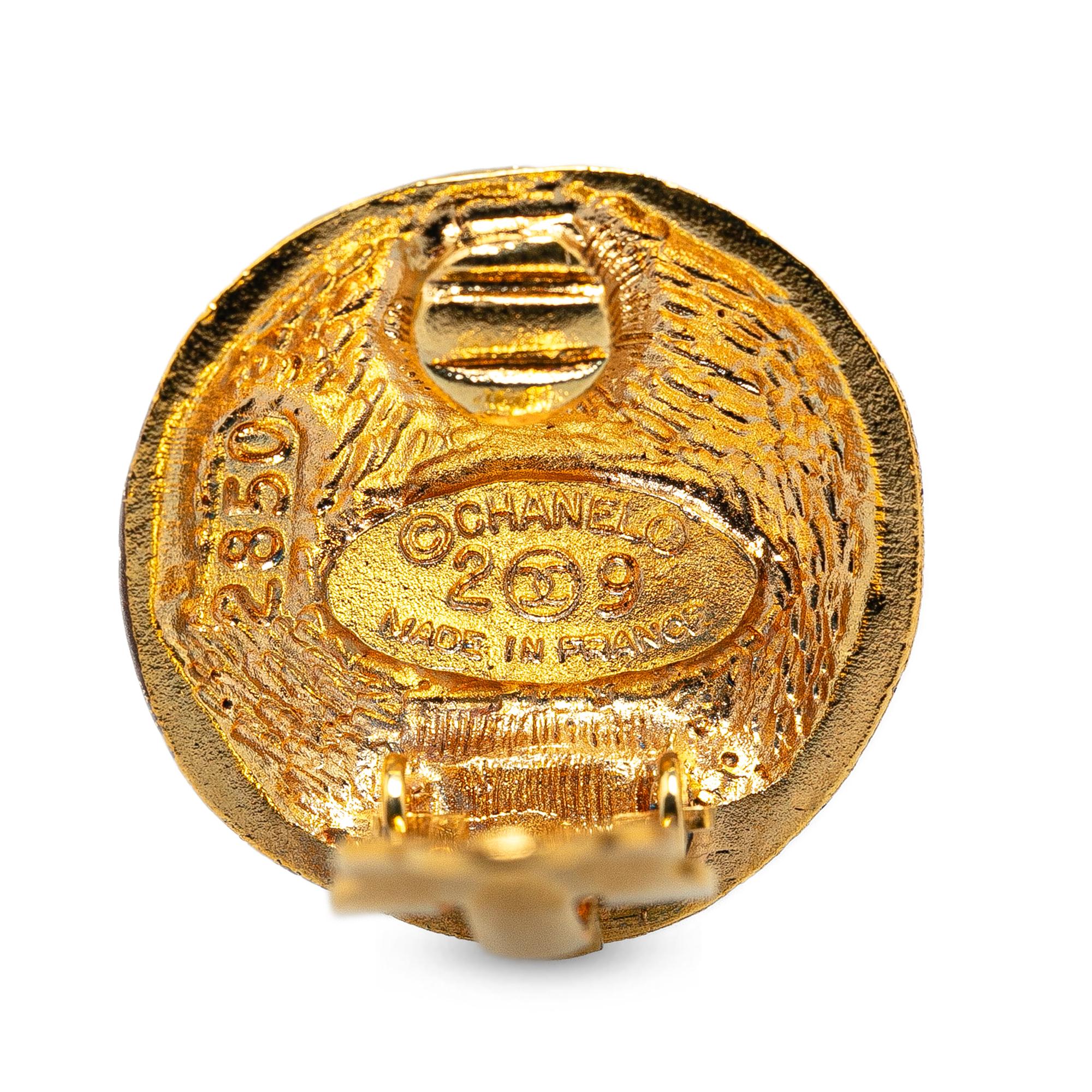 Chanel Gold Plated CC Clip On Earrings (SHG-h09o9s)