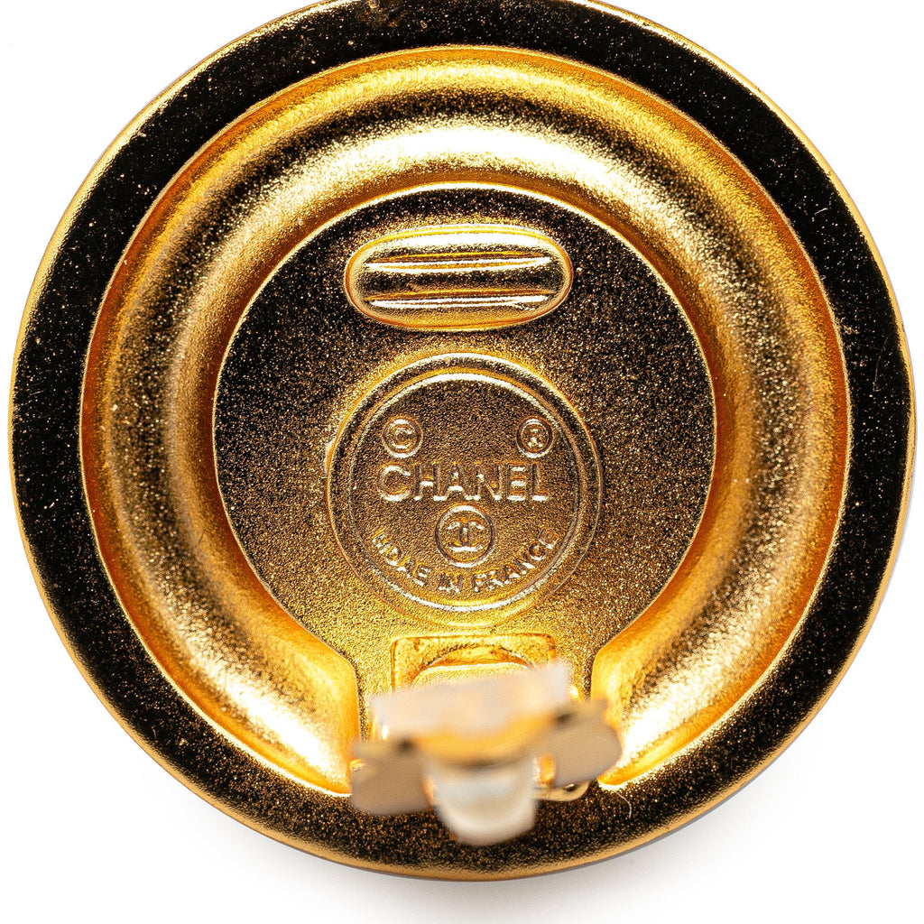 Chanel Gold Plated CC Faux Pearl Clip on Earrings (SHG-ziw21R)