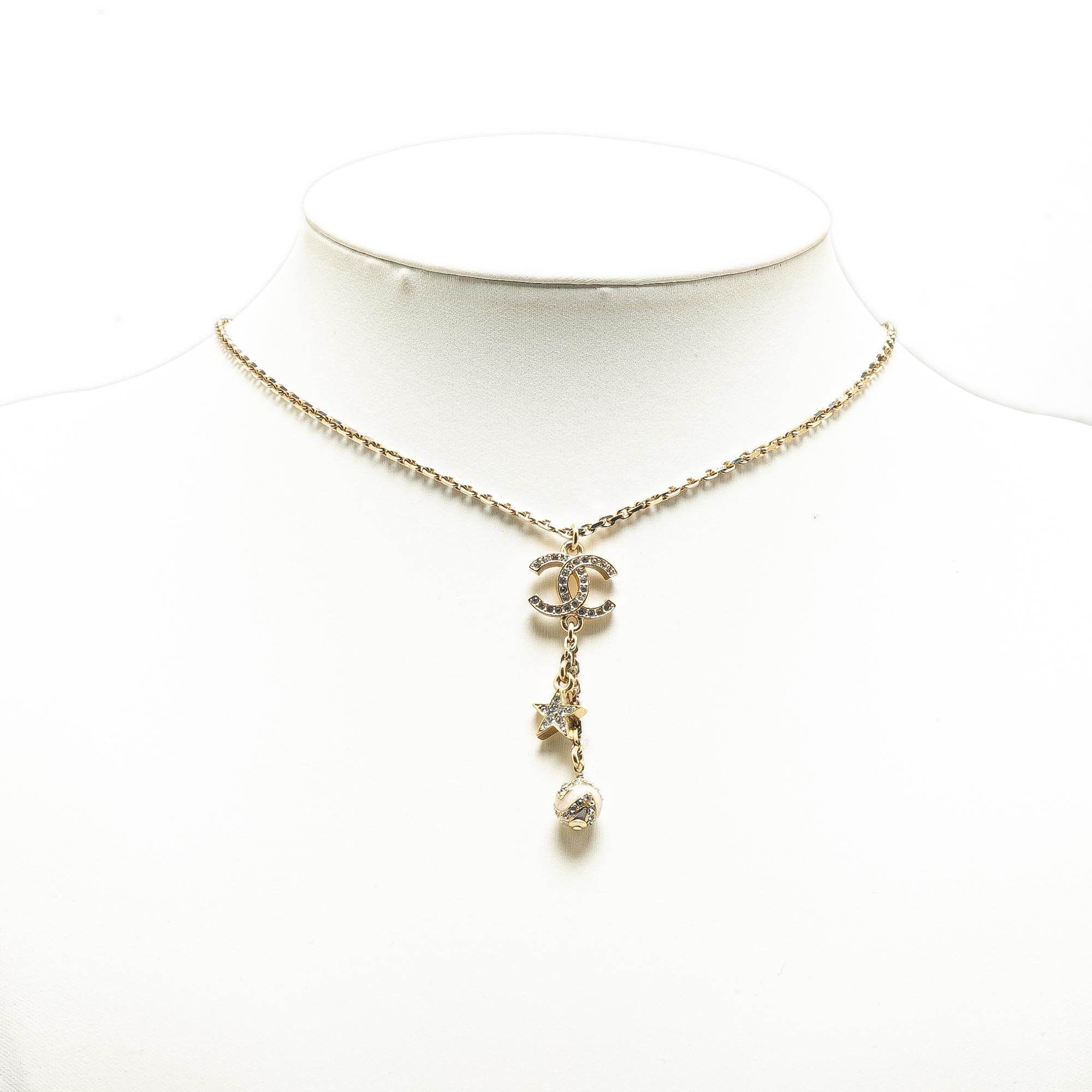Chanel Gold Plated CC Rhinestones Star and Ball Pendant Necklace (SHG-RS0IWK)