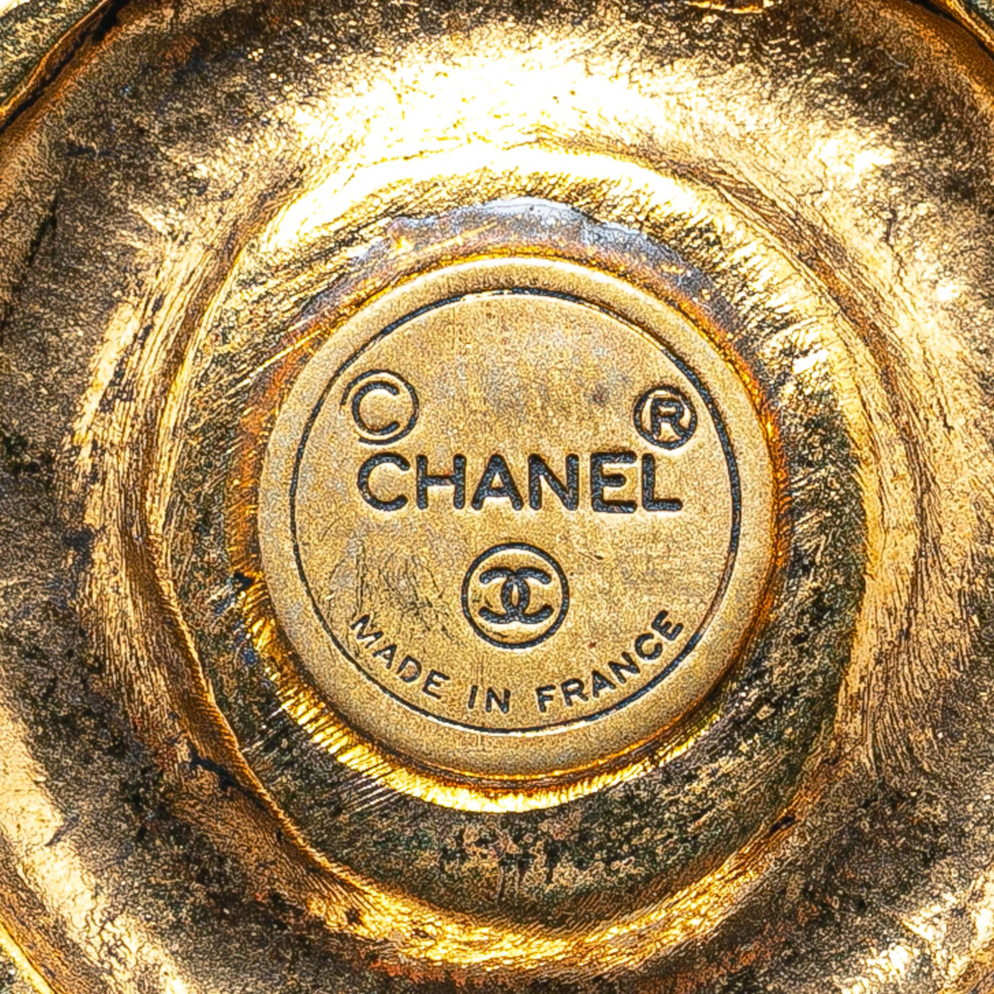 Chanel Gold Plated CC Round Pendant Necklace