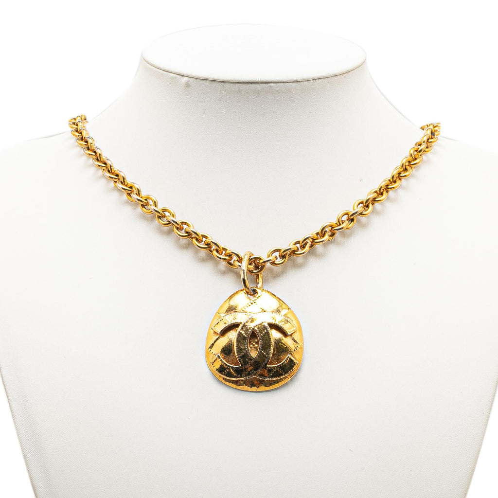 Chanel Gold Plated CC Round Pendant Necklace