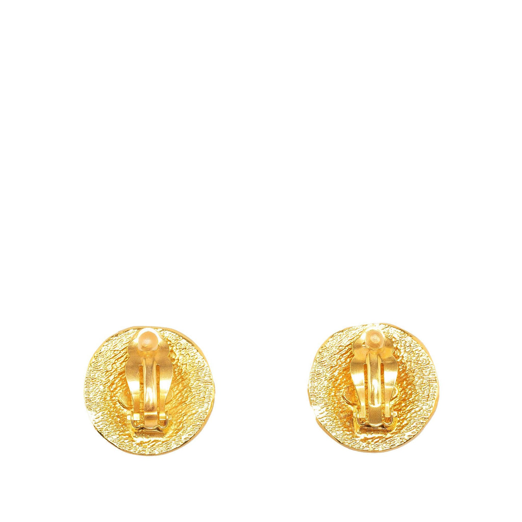 Chanel Gold Plated CC Rue Cambon Round Clip On Earrings (SHG-jju0yo)