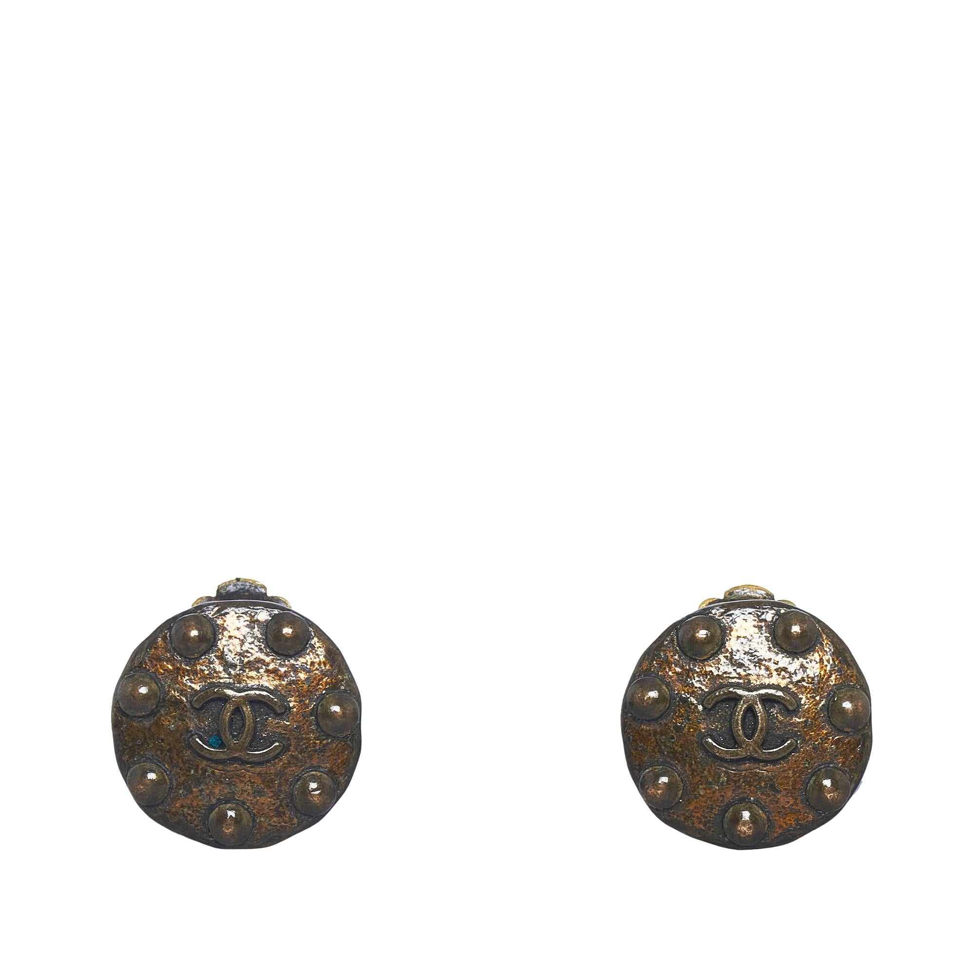 Chanel Gold-Tone Clip-On CC Earrings (SHG-GUWEtm)