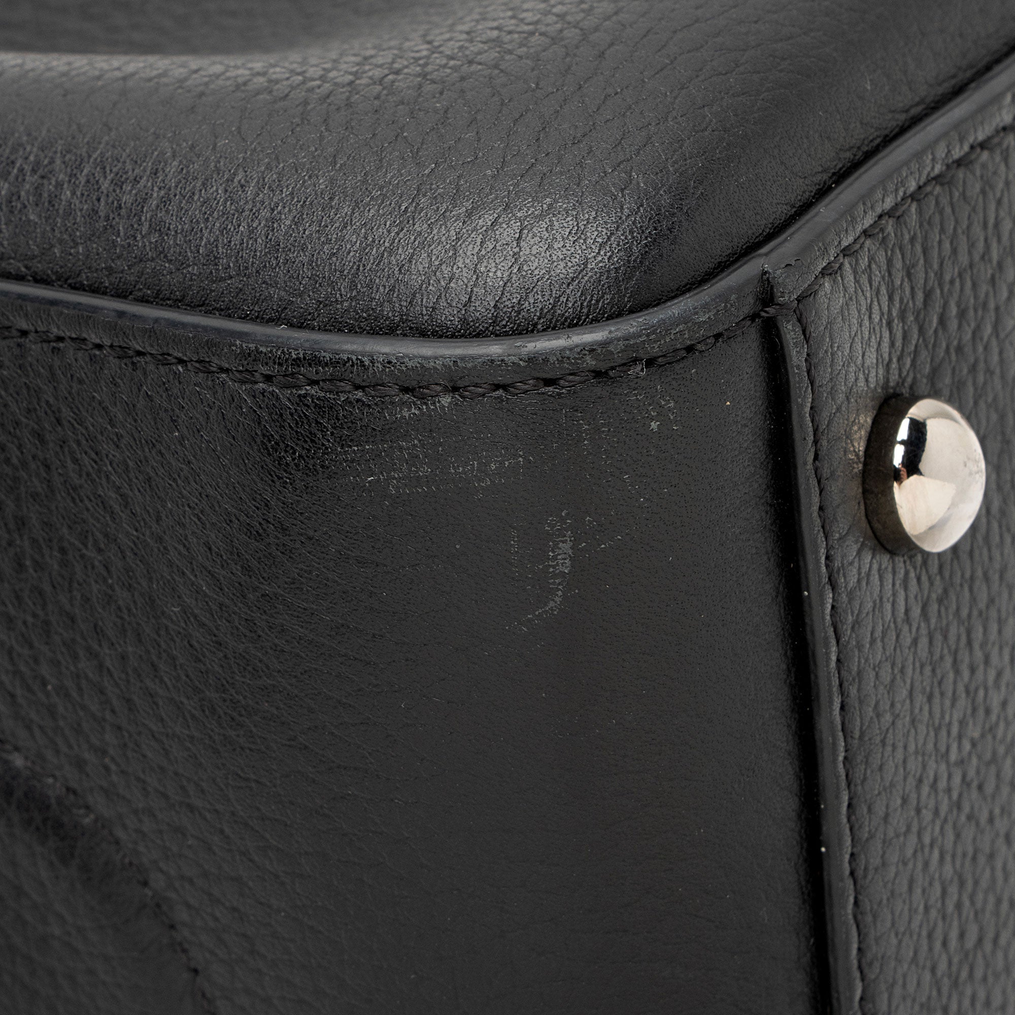 Chanel Grained Calfskin Executive Mini Shopper Tote (SHF-sRxeUb)