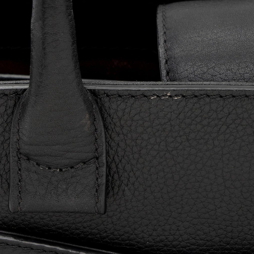 Chanel Grained Calfskin Executive Mini Shopper Tote (SHF-sRxeUb)
