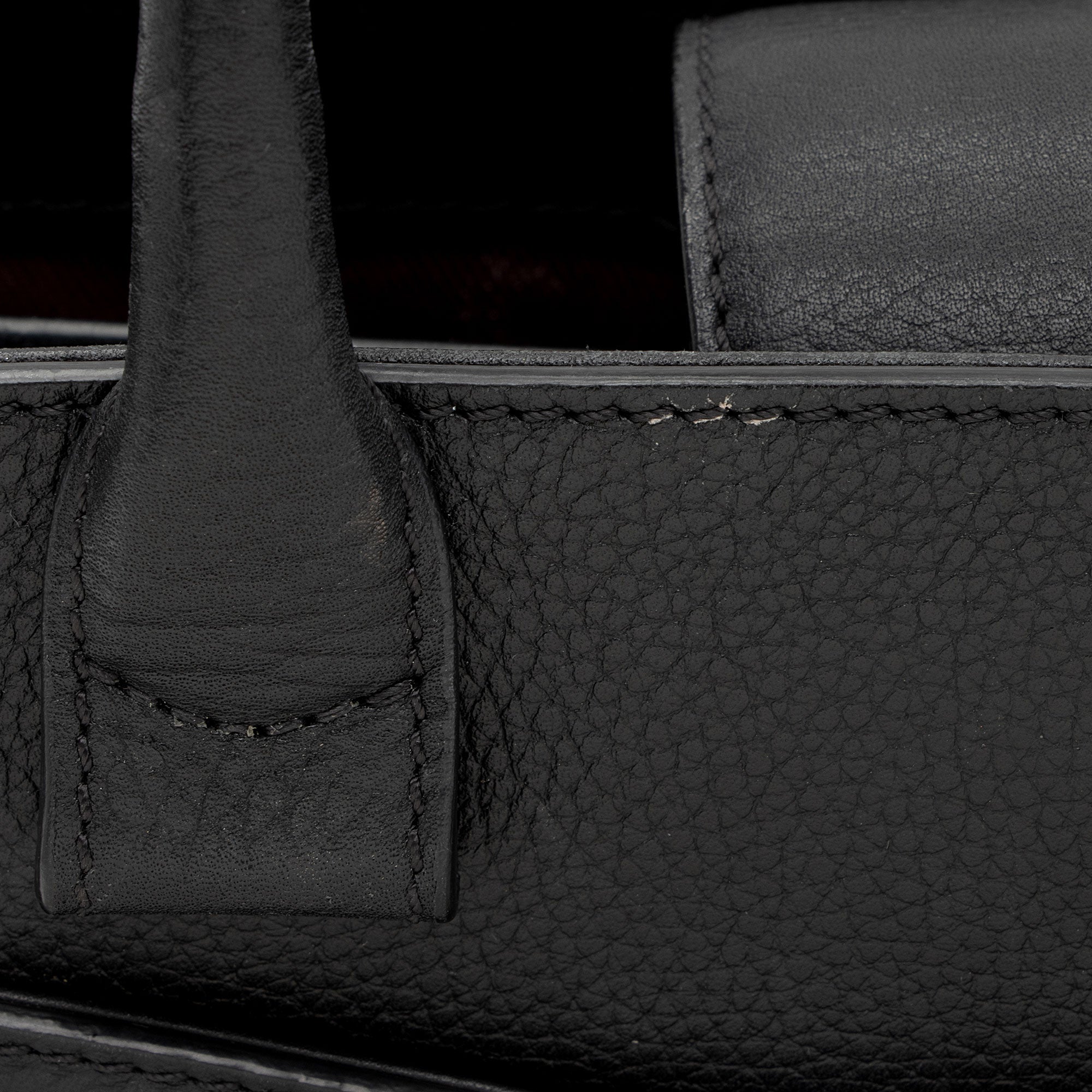 Chanel Grained Calfskin Executive Mini Shopper Tote (SHF-sRxeUb)