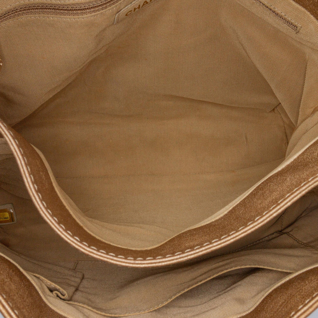 Chanel Grained Metallic Calfskin Trianon Messenger Flap