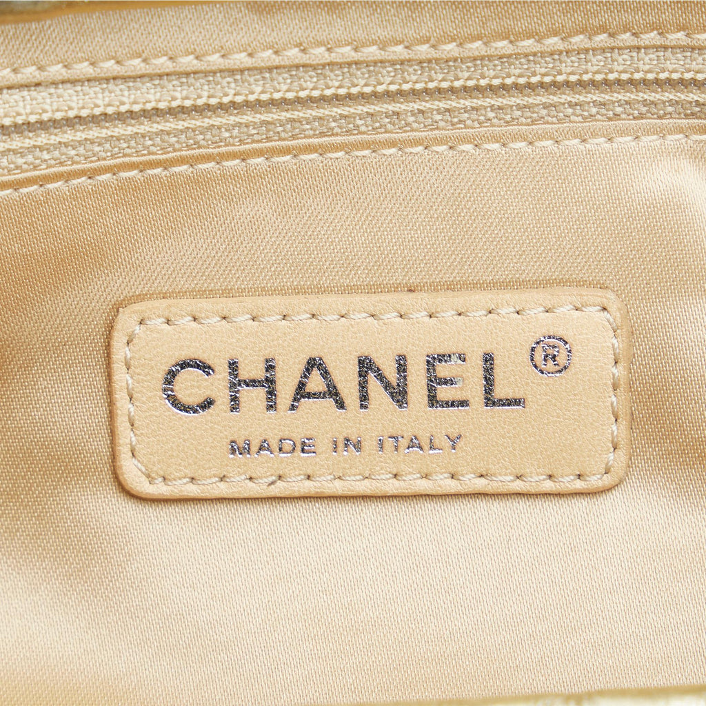 Chanel Hollywood Accordion Shoulder Bag (SHG-uatt1Z)
