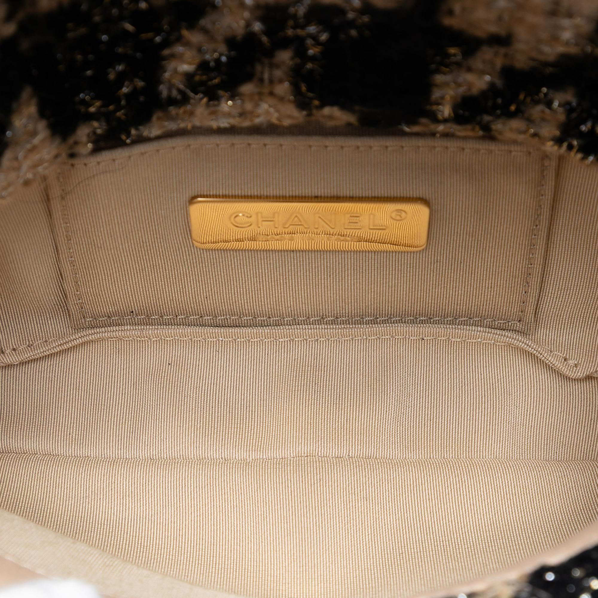 Chanel Houndstooth Tweed 19 Belt Bag