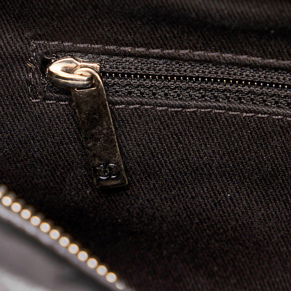 Chanel In The Mix Zip Flap Leather Crossbody Bag (SHG-34482)