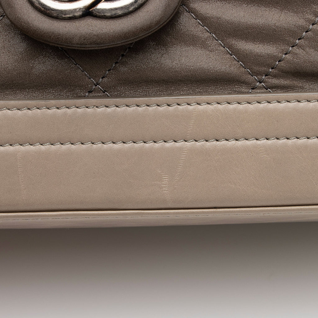 Chanel Iridescent Calfskin VIP Flap Bag (SHF-UvQfgO)