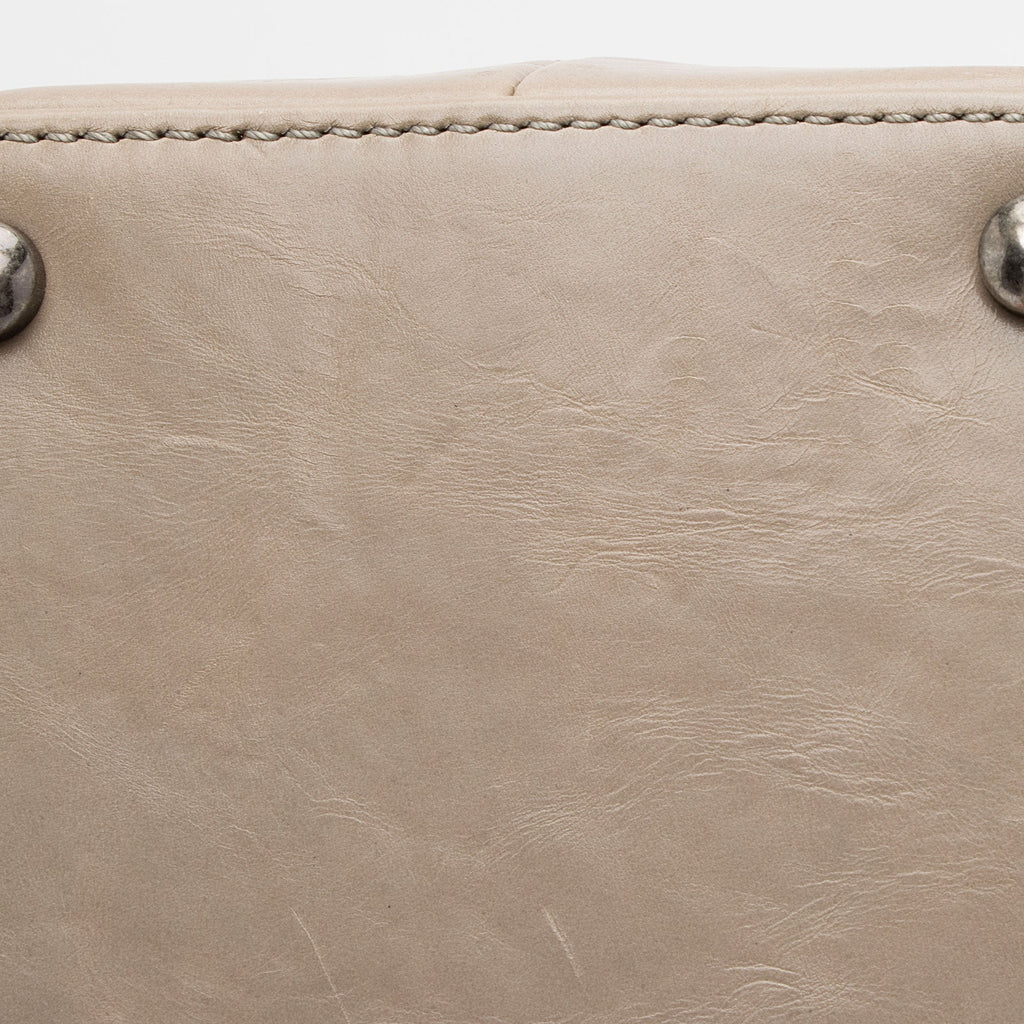 Chanel Iridescent Calfskin VIP Flap Bag (SHF-UvQfgO)