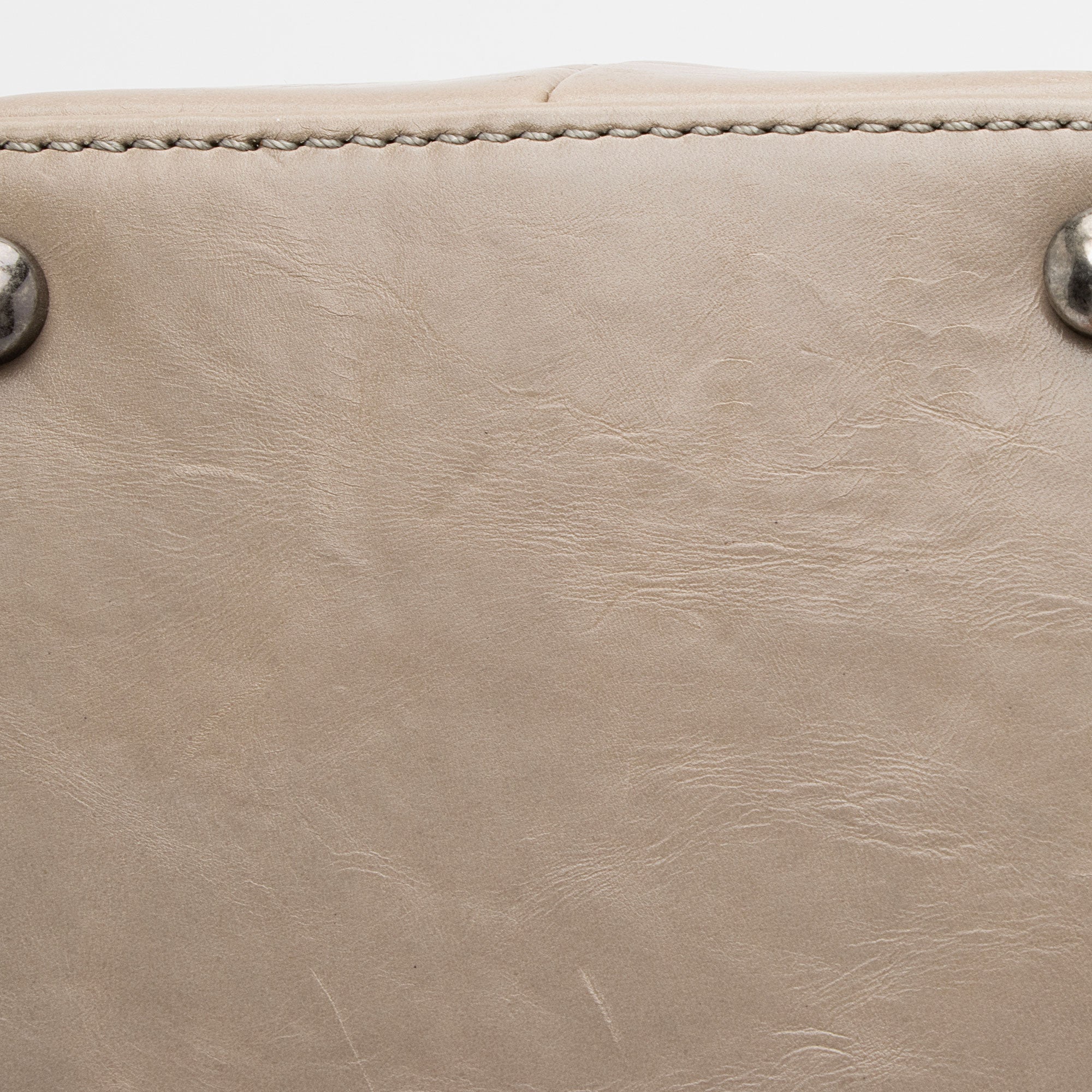 Chanel Iridescent Calfskin VIP Flap Bag (SHF-UvQfgO)