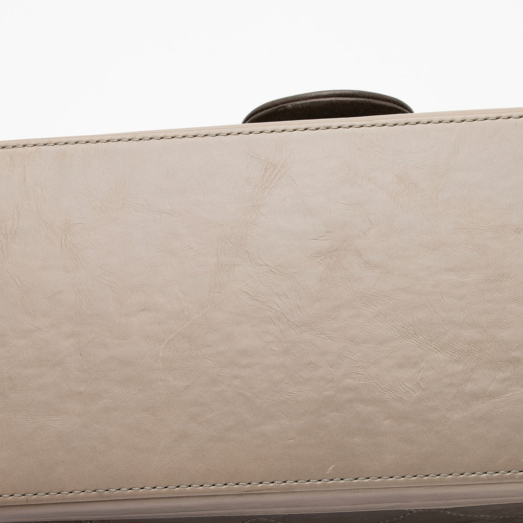Chanel Iridescent Calfskin VIP Flap Bag (SHF-UvQfgO)