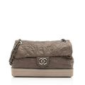 Chanel Iridescent Calfskin VIP Flap Bag (SHF-UvQfgO)