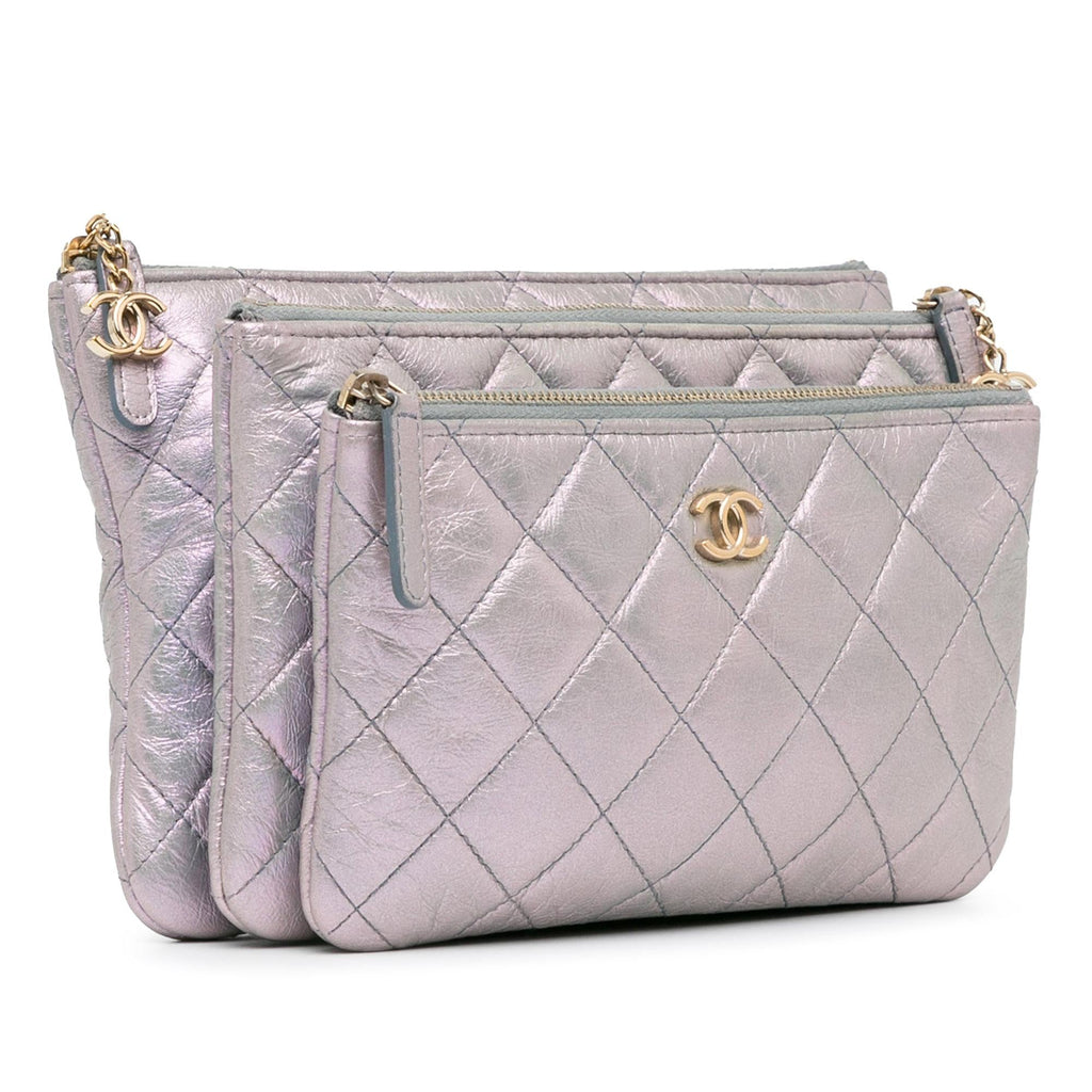 Chanel Iridescent Crumpled Calfskin Trio Cosmetic Case (SHG-znMKyB)