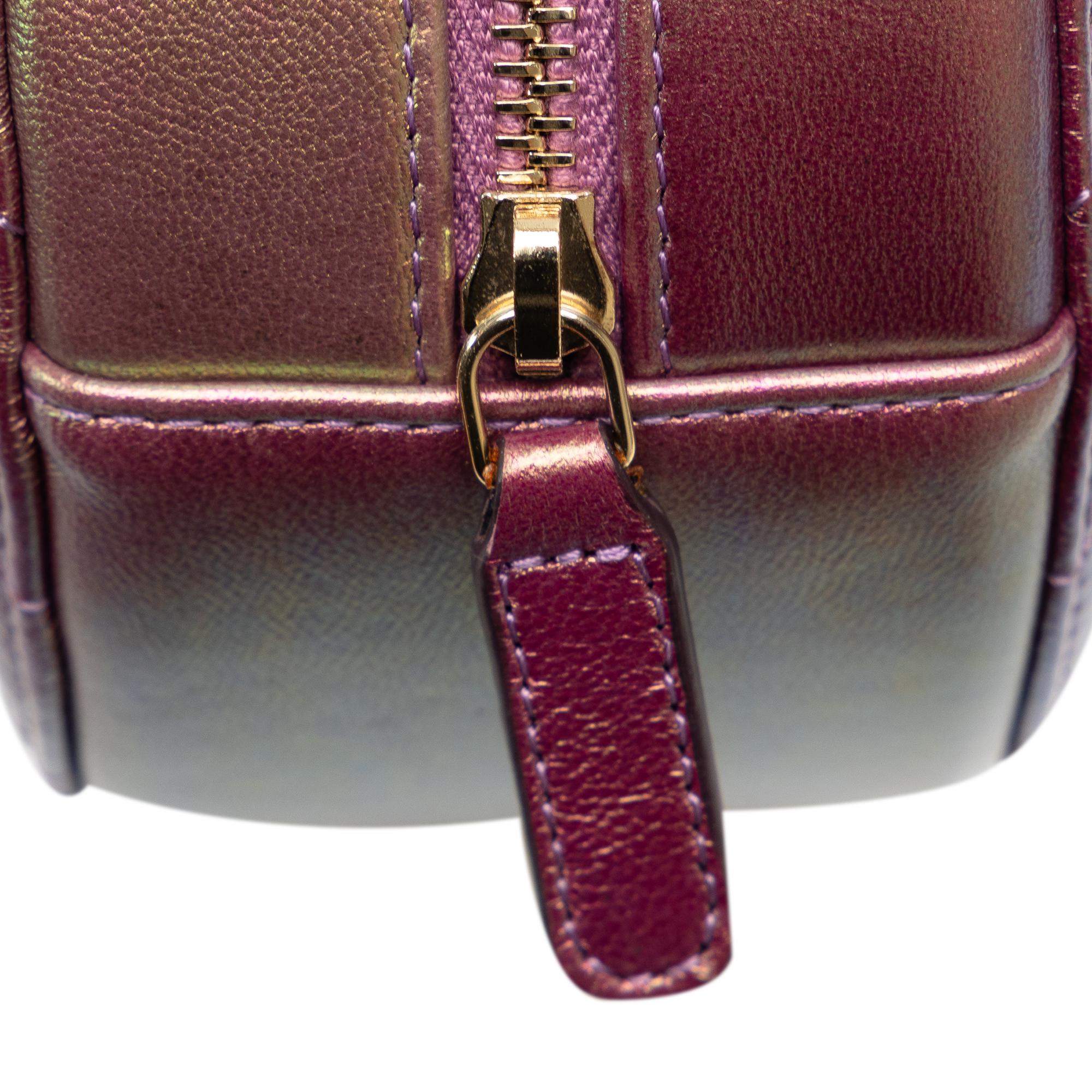 Chanel Iridescent Lambskin Round Crossbody (SHG-dOboxk)