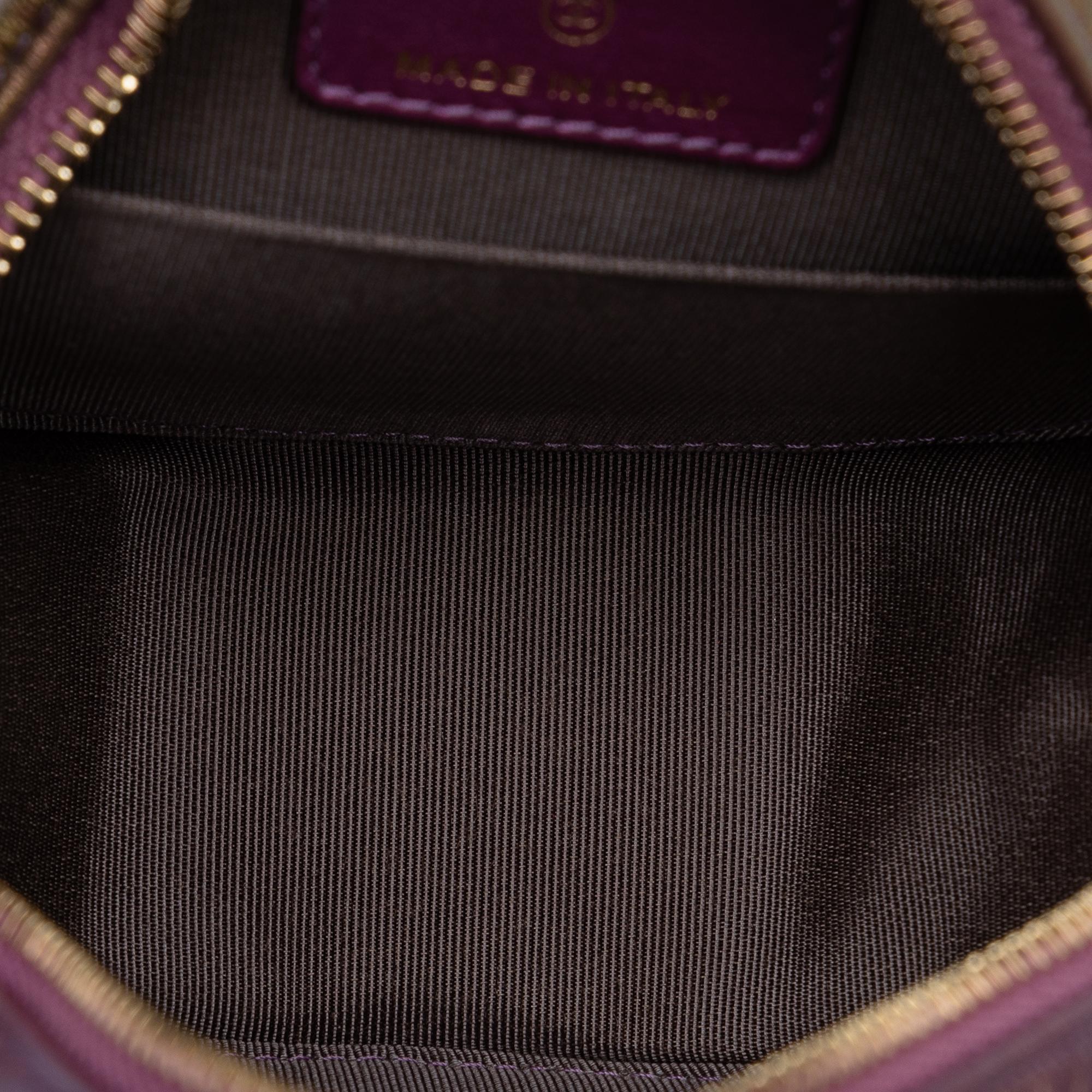 Chanel Iridescent Lambskin Round Crossbody (SHG-dOboxk)