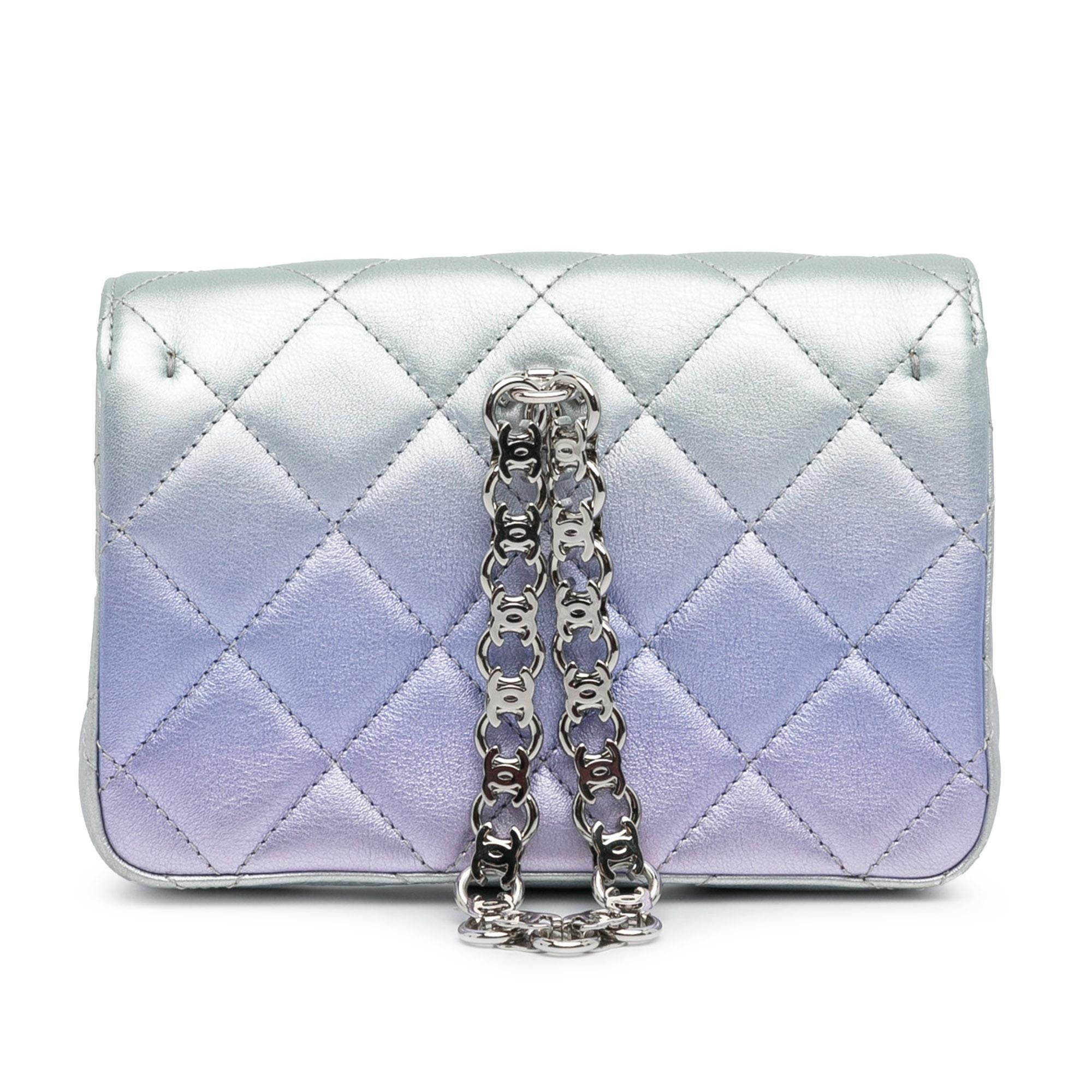 Chanel Iridescent Lambskin Wristlet Clutch Bag (SHG-OsxRyI)
