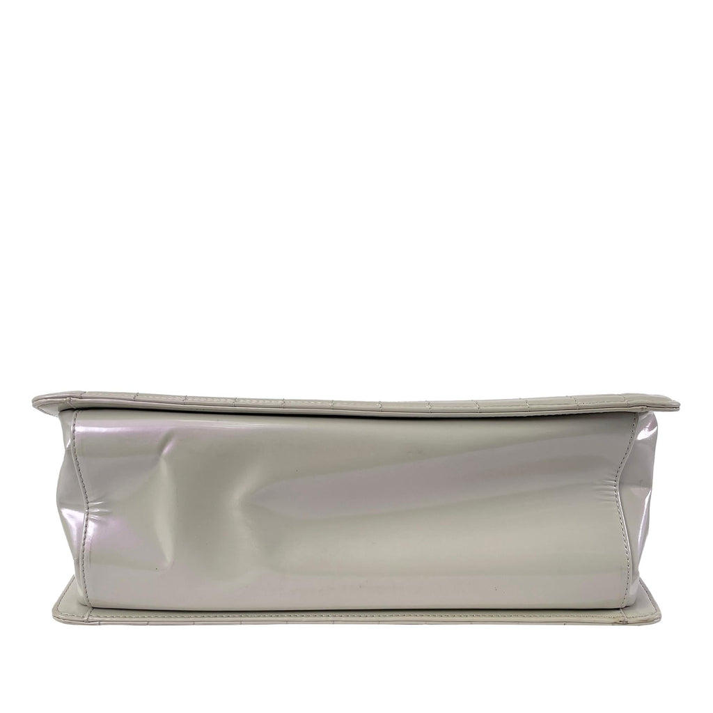 Chanel Iridescent Patent Boy Reverso Shopping Tote (SHG-zcc1Jm)