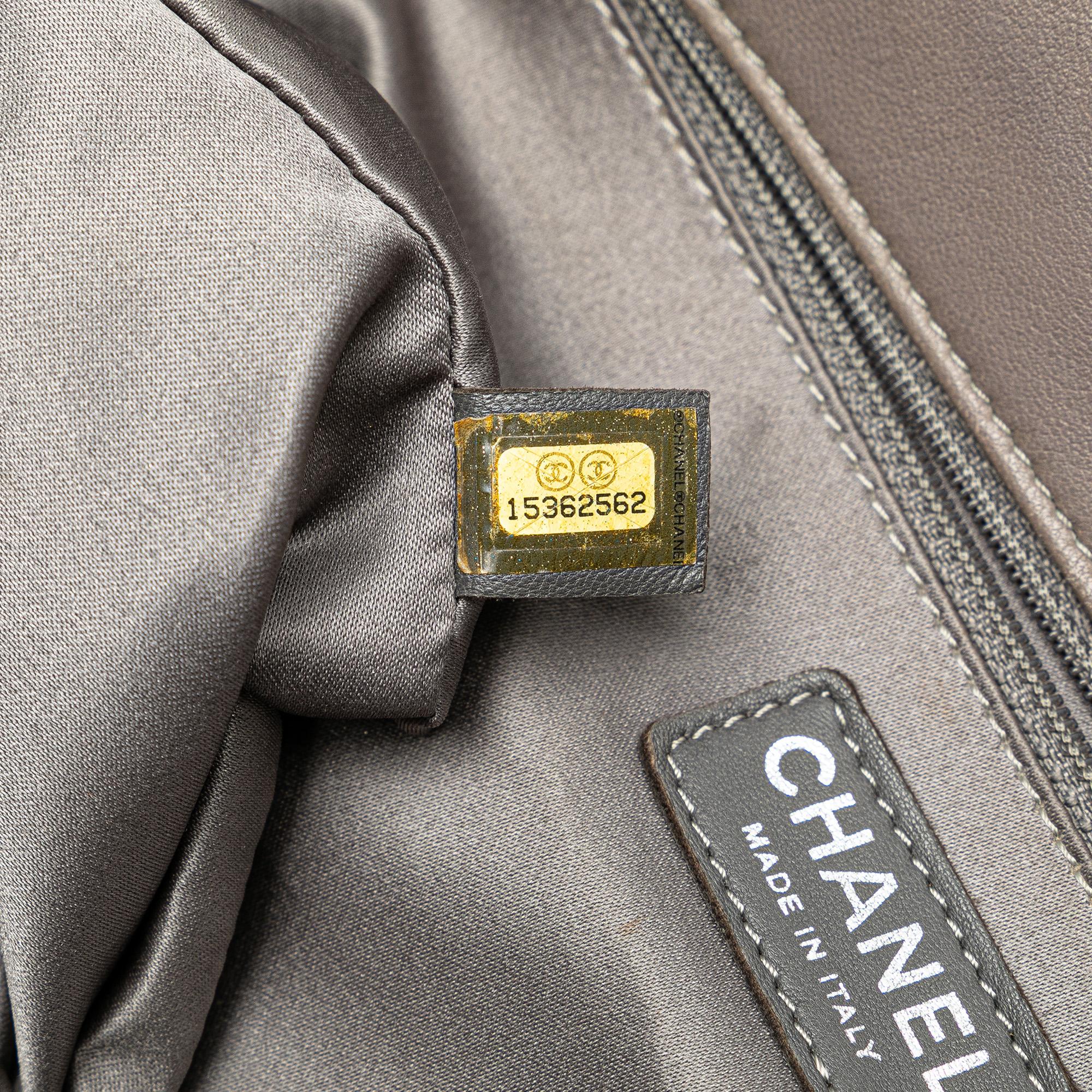 Chanel Jumbo CC Lambskin Vertical Stitch Single Flap (SHG-aklE2G)