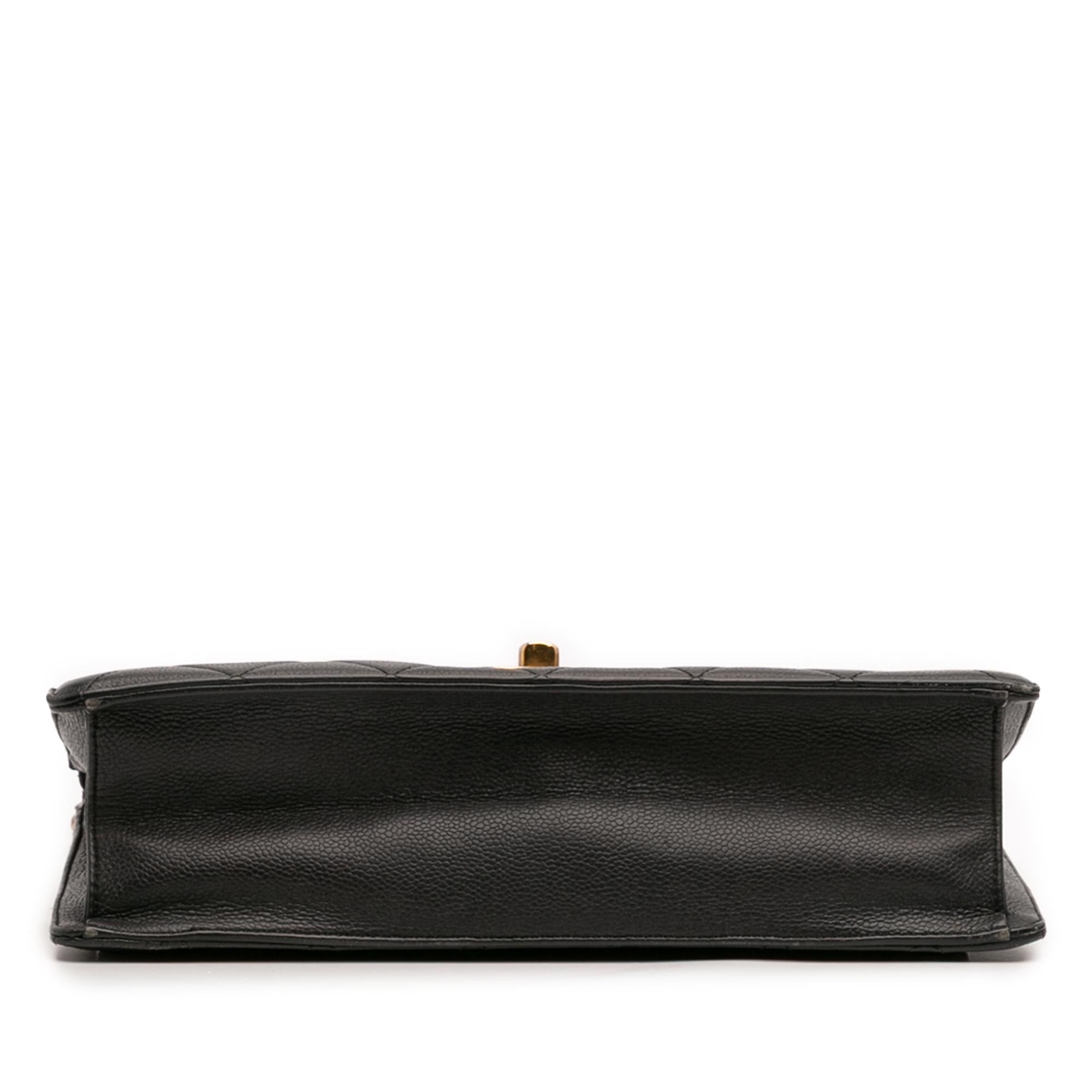 Chanel Jumbo CC Quilted Caviar Chunky Chain Flap
